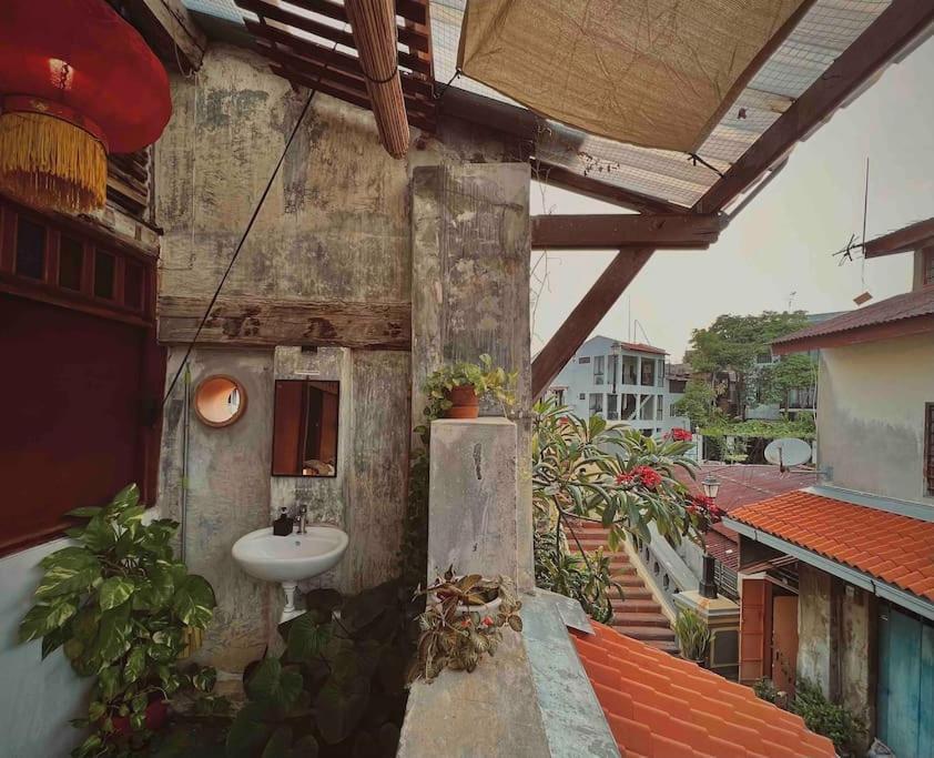 Leju 21 樂居 Explore Malacca From A Riverside House Exterior photo